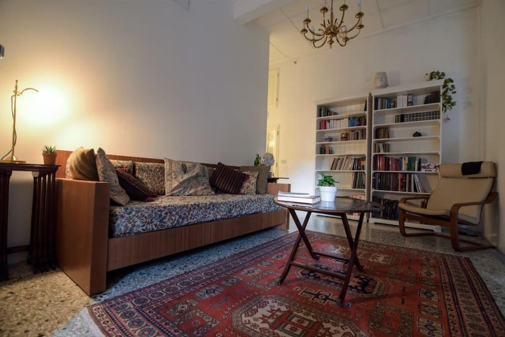 Cozy Apartment With Private Garden - City Center - Firenze Eksteriør bilde