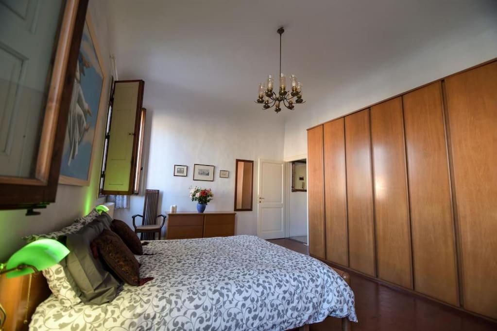 Cozy Apartment With Private Garden - City Center - Firenze Eksteriør bilde
